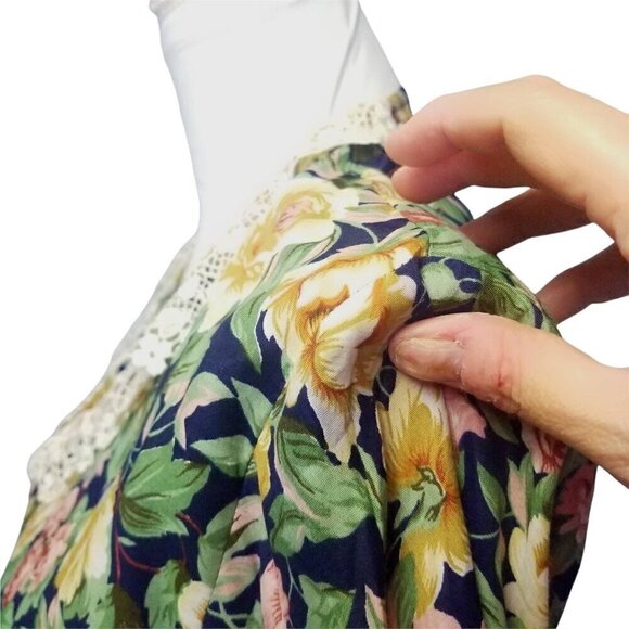 Vtg 80s Sara Michelle floral lace collar pearl button cottagecore blouse - Picture 6 of 9